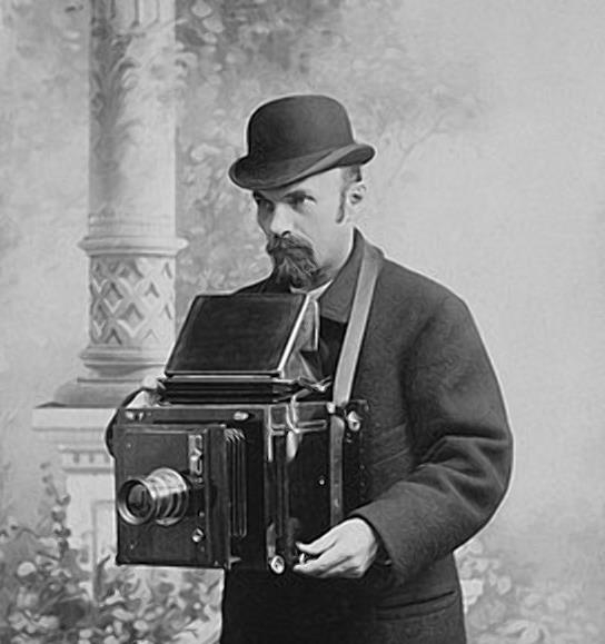 Выставка «Невский проспект на карте Санкт-Петербурга в фотографиях Карла Буллы» Выставка «Невский проспект на карте Санкт-Петербурга в фотографиях Карла Буллы»