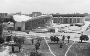 Экскурсия с куратором выставки «Москва Наума Грановского 1920-1980» Экскурсия с куратором выставки «Москва Наума Грановского 1920-1980»