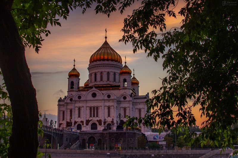 Мастер-класс «Как снимать в городе: архитектура, городской пейзаж, портрет, селфи» Мастер-класс «Как снимать в городе: архитектура, городской пейзаж, портрет, селфи»