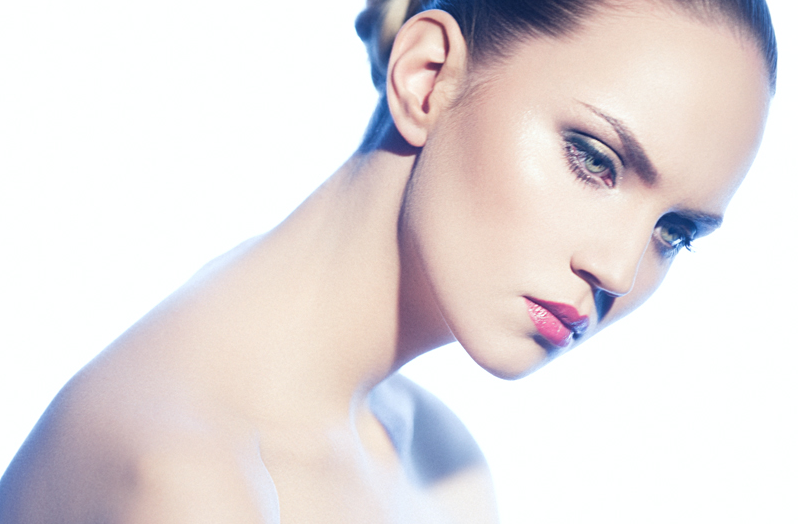 Фотоурок «Glamour & Beauty. Портретная фотосъемка в высоком ключе» Фотоурок «Glamour & Beauty. Портретная фотосъемка в высоком ключе»