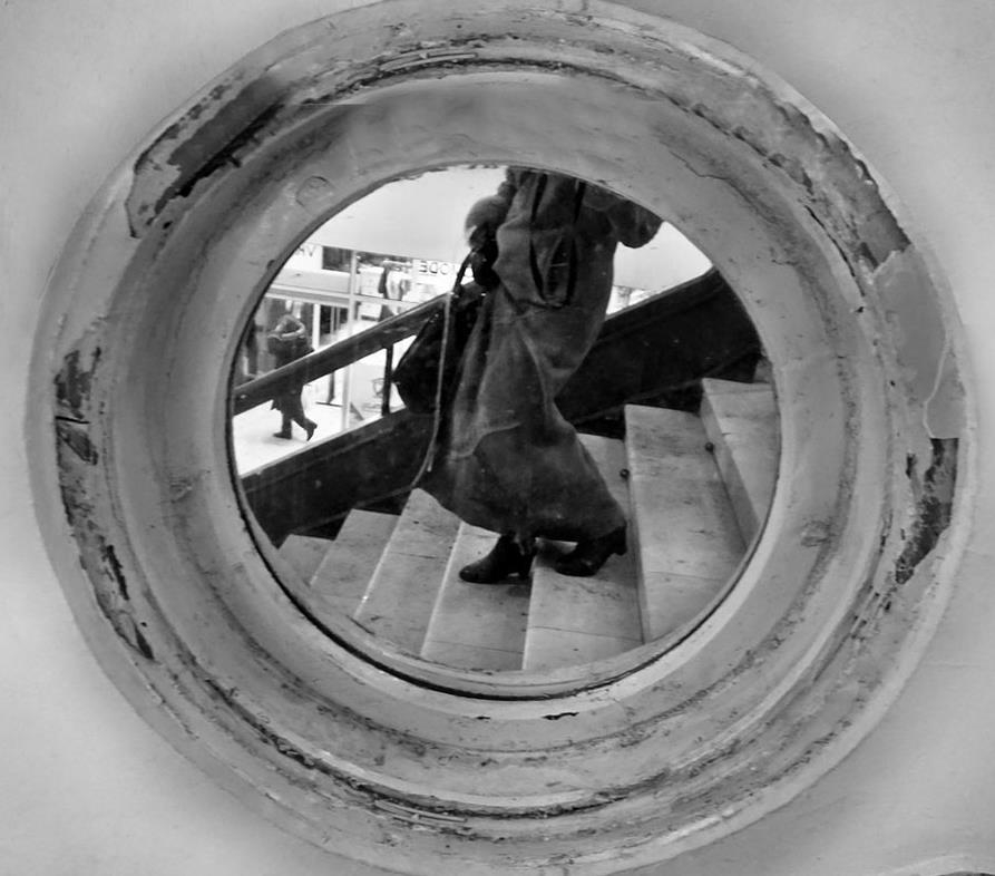 Фотовыставка Галины Бронниковой «Осколки памяти» Фотовыставка Галины Бронниковой «Осколки памяти»