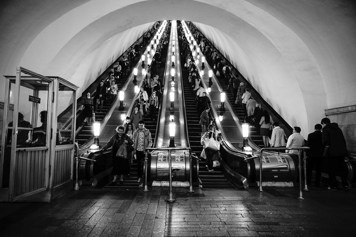 Выставка Владимира Зуева «Метрополитен» Выставка Владимира Зуева «Метрополитен»