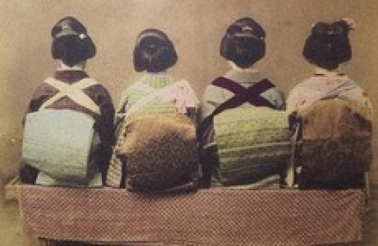 Выставка «Ритуал и обычай. Японская фотография эпохи Мейдзи»