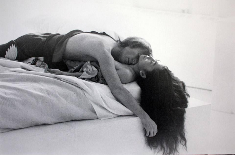 Выставка Аллана Танненбаума «John and Yoko: a New York love story»