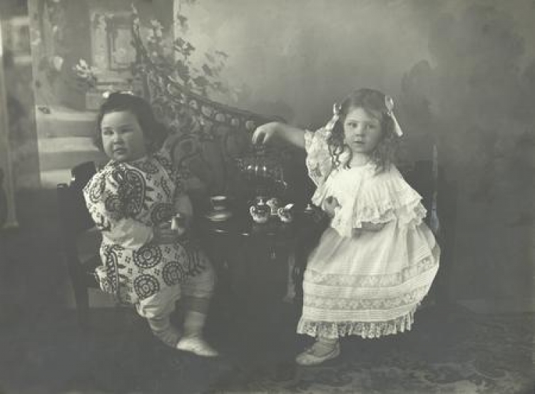 Выставка «Детская мода. 100 лет назад»